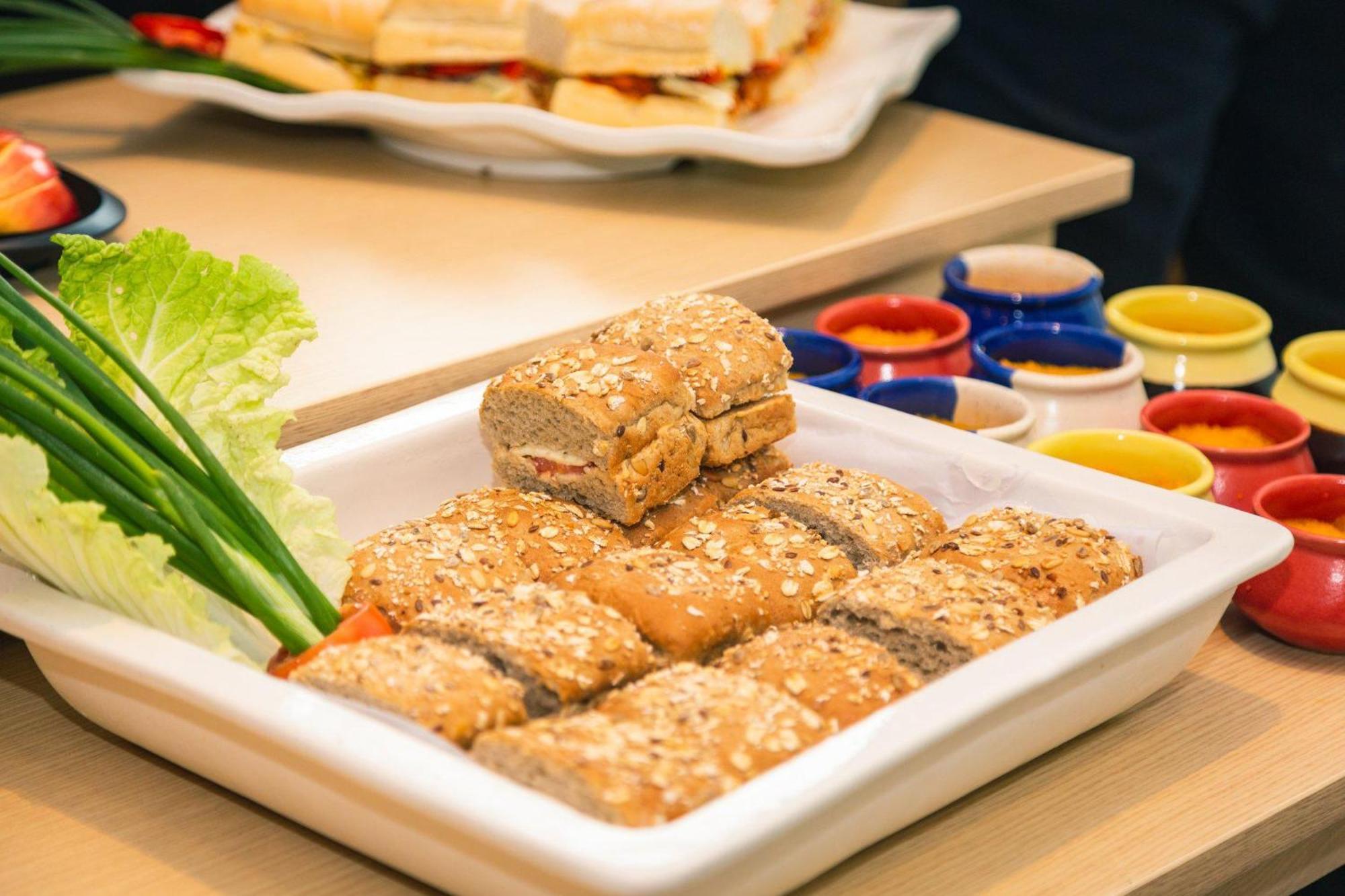 Holiday Inn Express Kolkata New Town By Ihg Zewnętrze zdjęcie